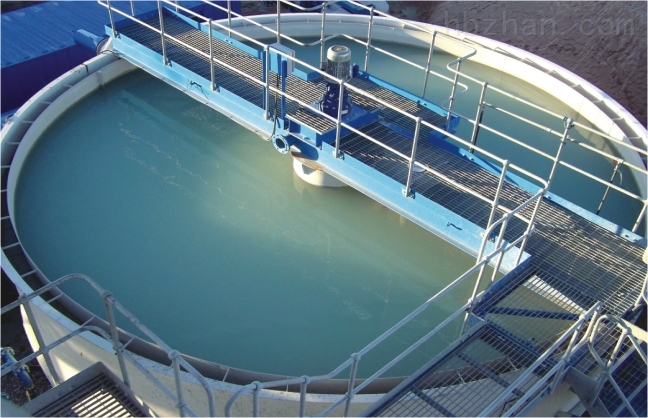 地衛(wèi)環(huán)?？萍糋ZX型中心傳動刮吸泥機工作原理